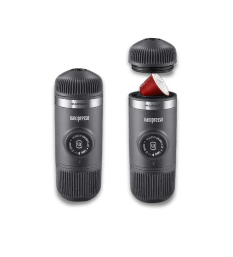 Crni Wacaco Nanopresso espresso aparat sa NS adapterom
